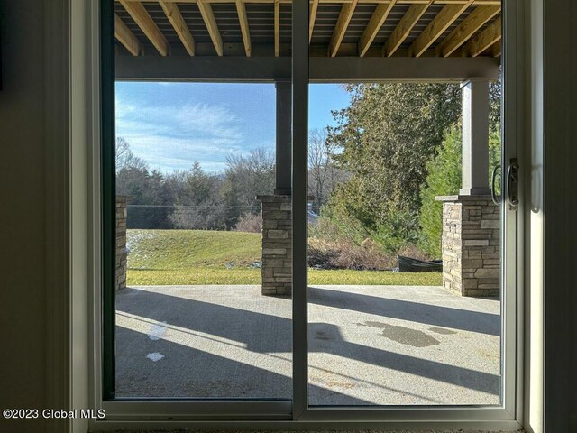 entryway featuring plenty of natural light