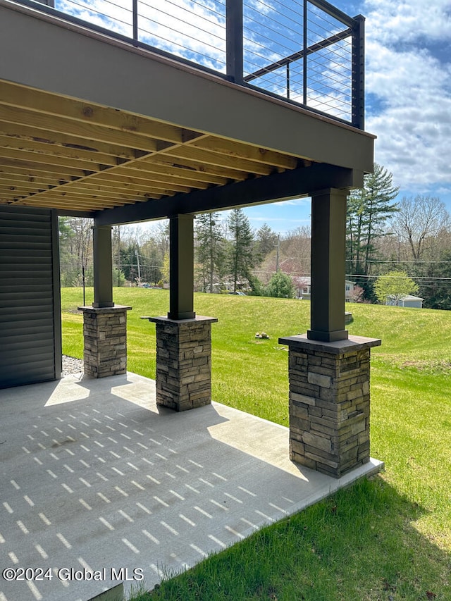 view of patio featuring a porch