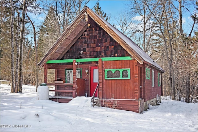 view of front of house