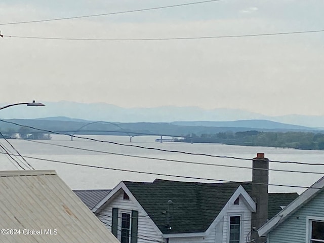 exterior details featuring a mountain view