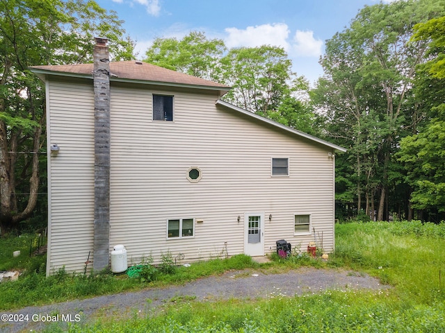 view of property exterior