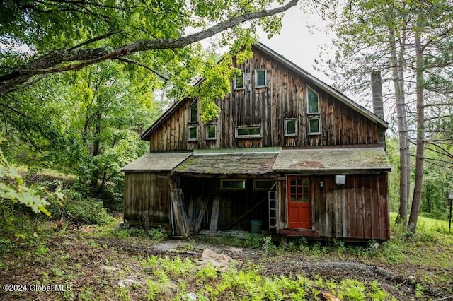 view of back of house