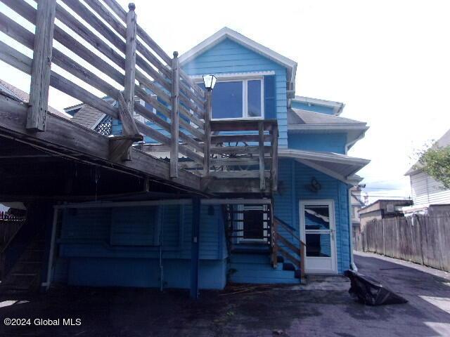 2119 Broadway, Schenectady, NY 12306 - rear view of property with fence