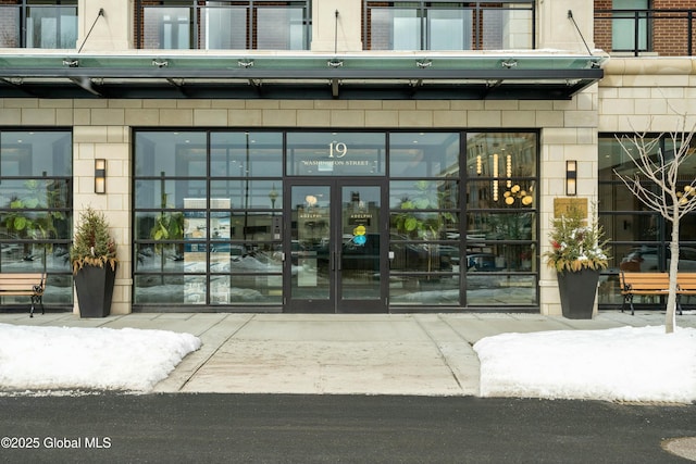 view of exterior entry