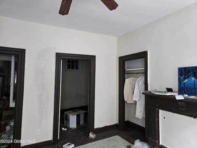 bedroom with ceiling fan