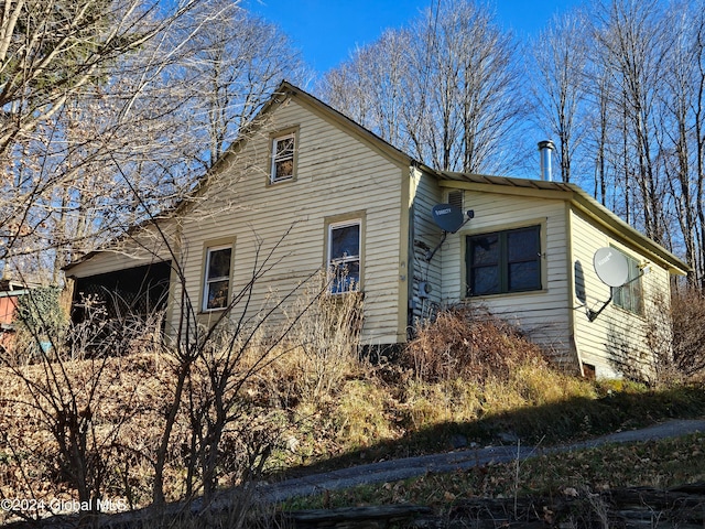 view of home's exterior