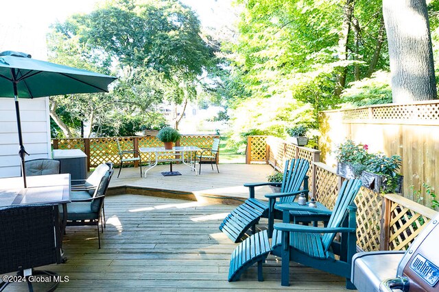 view of wooden deck