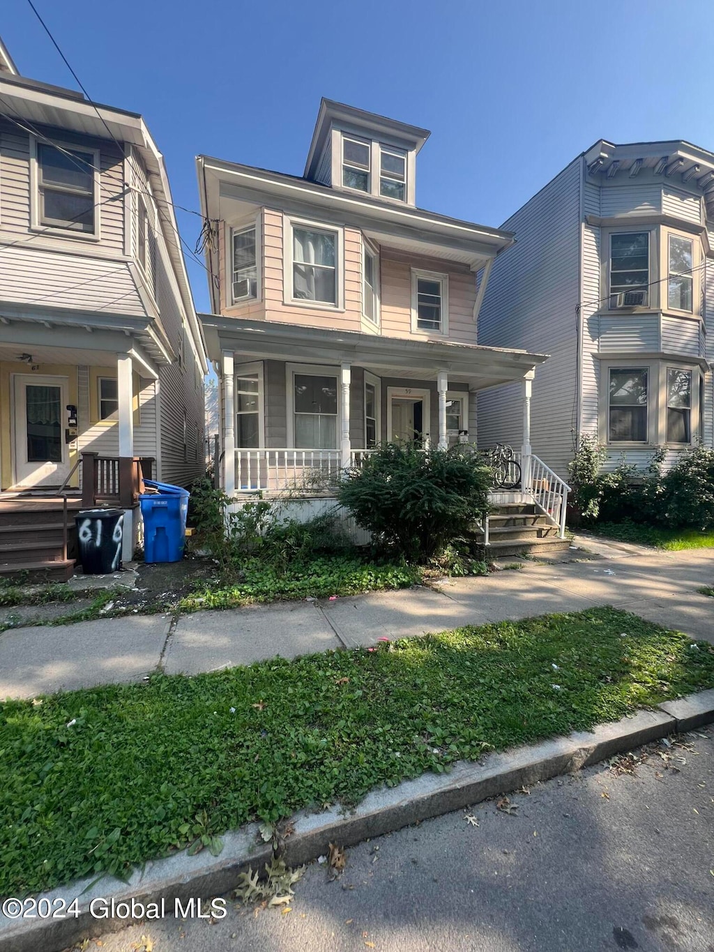 view of front of home with a porch