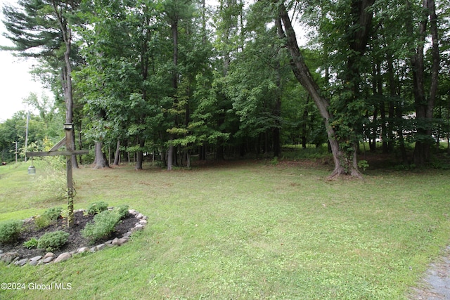 Listing photo 2 for 2 Boyce Rd, Schodack NY 12123