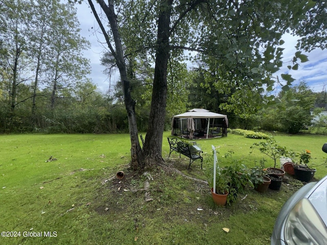 view of yard featuring a gazebo