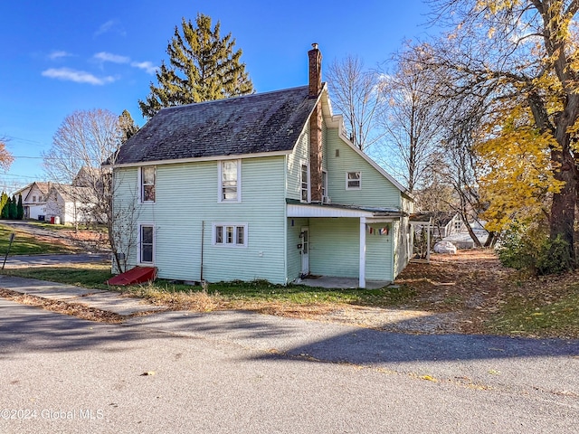 view of side of home