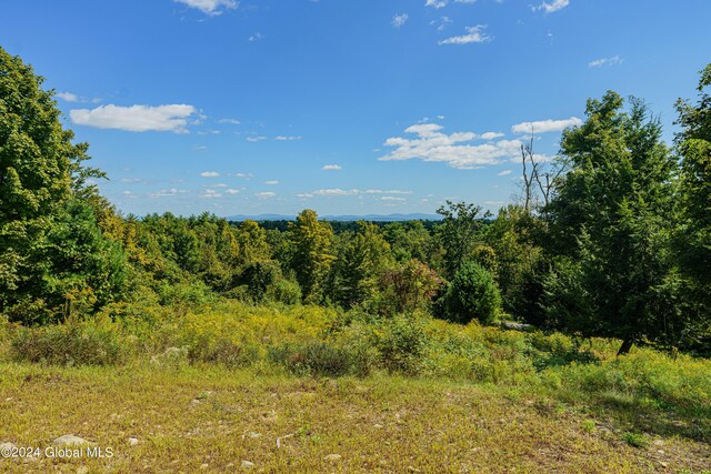 1095 W Mountain Rd, Queensbury, NY 12804