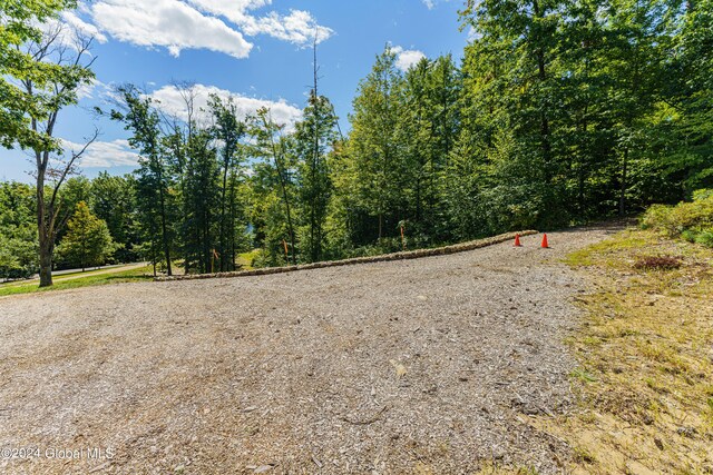 1095 W Mountain Rd, Queensbury, NY 12804