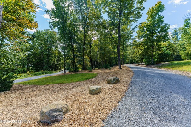 1095 W Mountain Rd, Queensbury, NY 12804