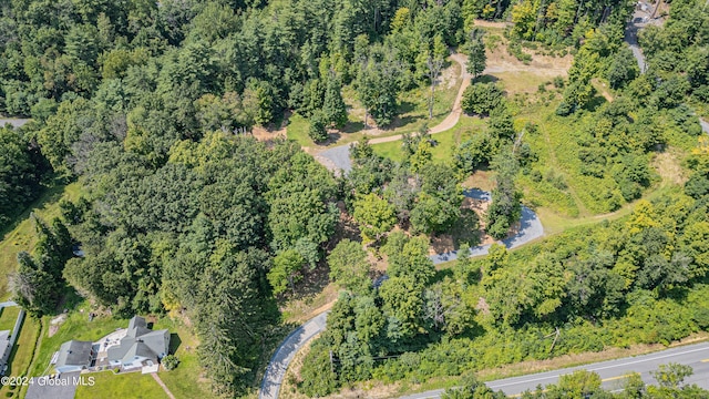 1095 W Mountain Rd, Queensbury, NY 12804