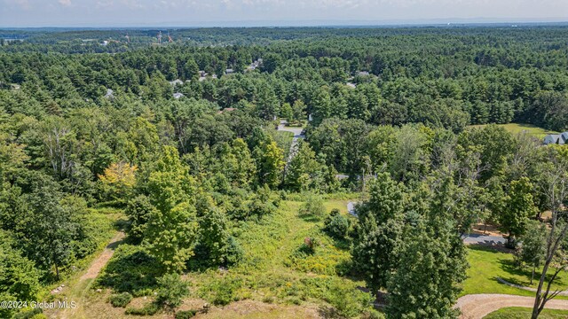 1095 W Mountain Rd, Queensbury, NY 12804