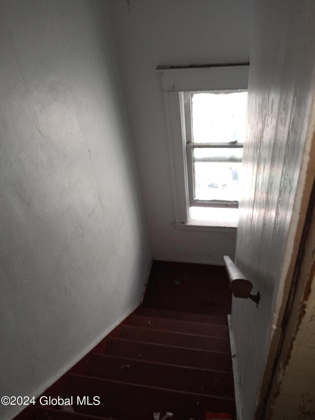 278 Morton Ave, Albany, NY 12209 - photo 14