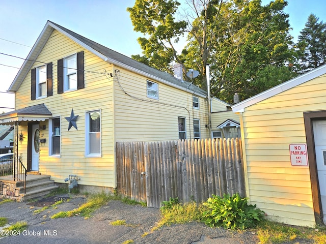view of front of property with fence