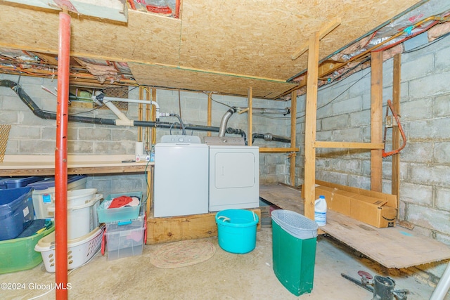 basement with washer and dryer