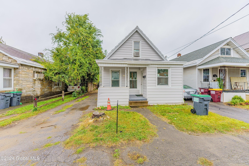 view of front of home with a porch