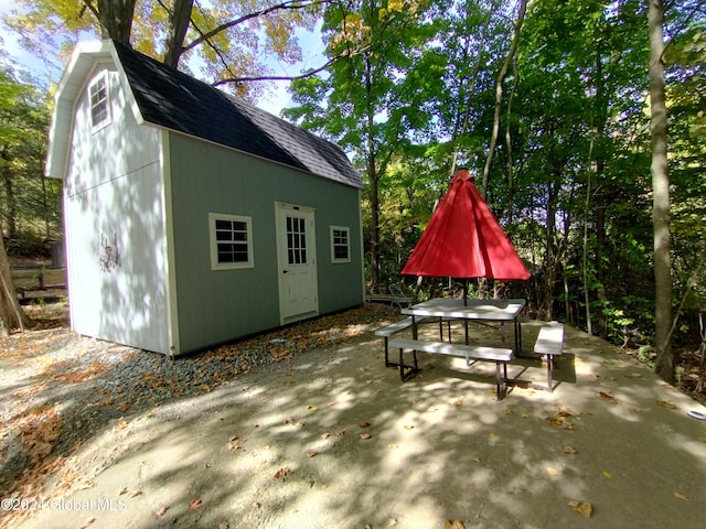 view of patio / terrace featuring an outdoor structure