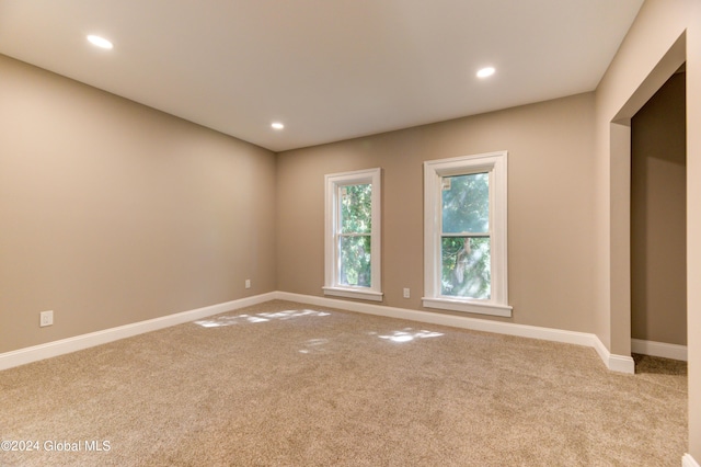 view of carpeted spare room