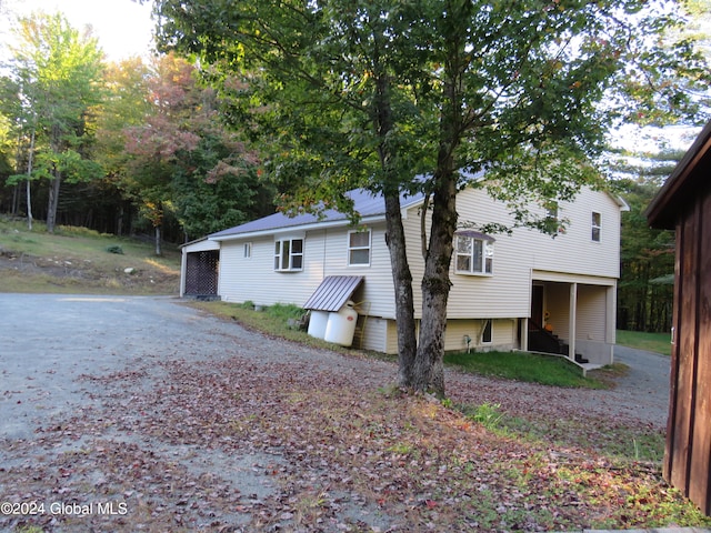 view of home's exterior