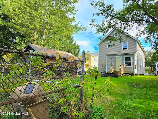 exterior space with a front yard