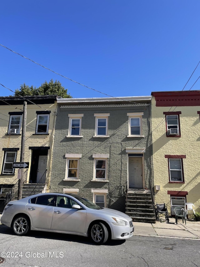 64 Clinton St, Albany, NY 12202 - photo 1