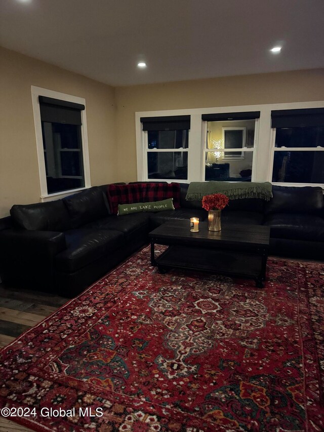 living area featuring recessed lighting