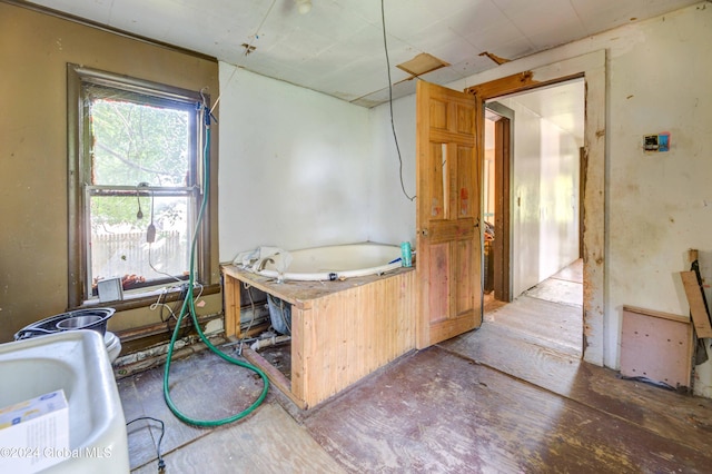 bathroom featuring a bathing tub