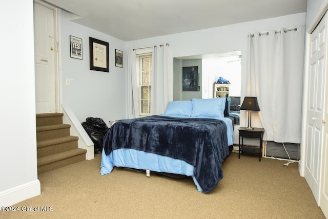 bedroom featuring carpet floors