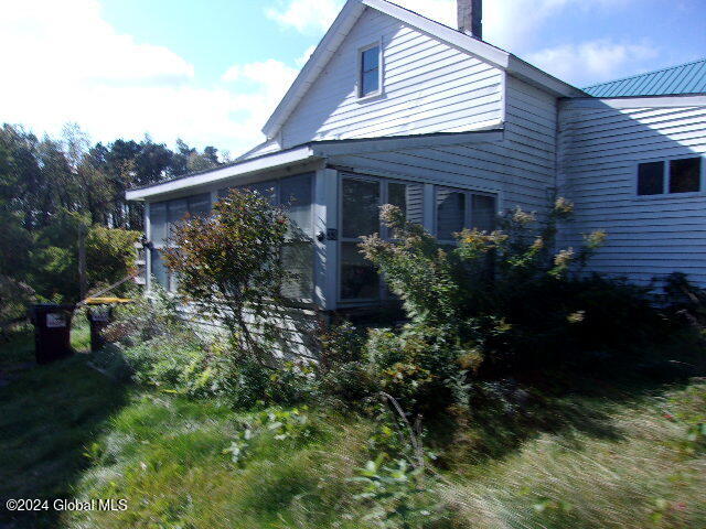 view of side of home