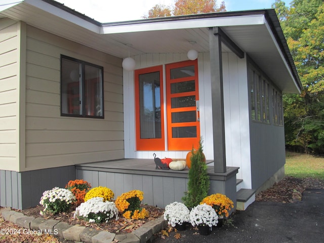 view of side of property