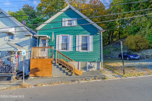 view of front of home