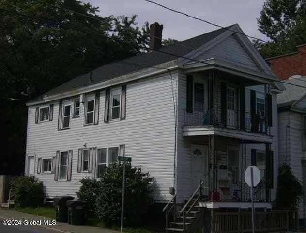 23 Sargent St, Cohoes, NY 12047 - photo 2