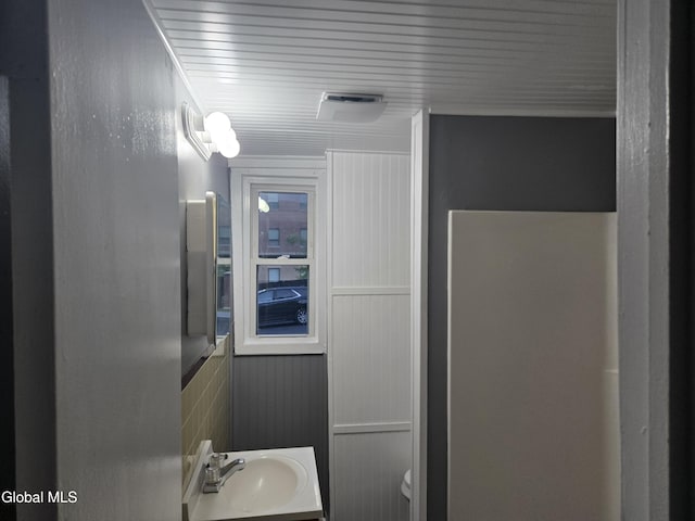 23 Sargent St, Cohoes, NY 12047 - photo 10