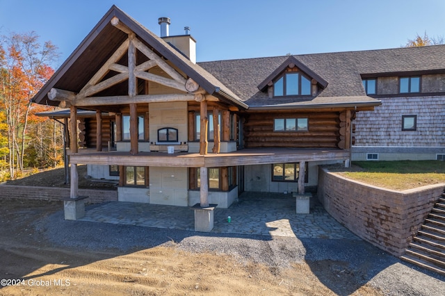 view of front of house featuring a patio area