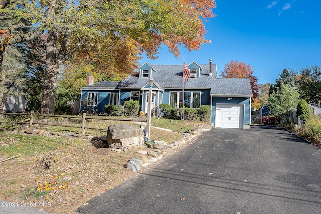 view of front facade featuring a garage