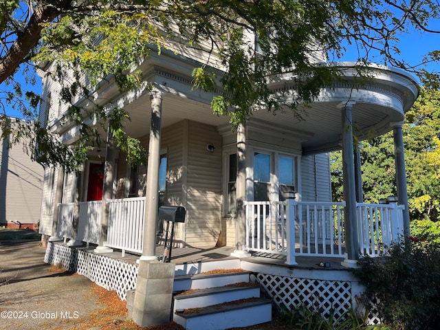 exterior space featuring a porch