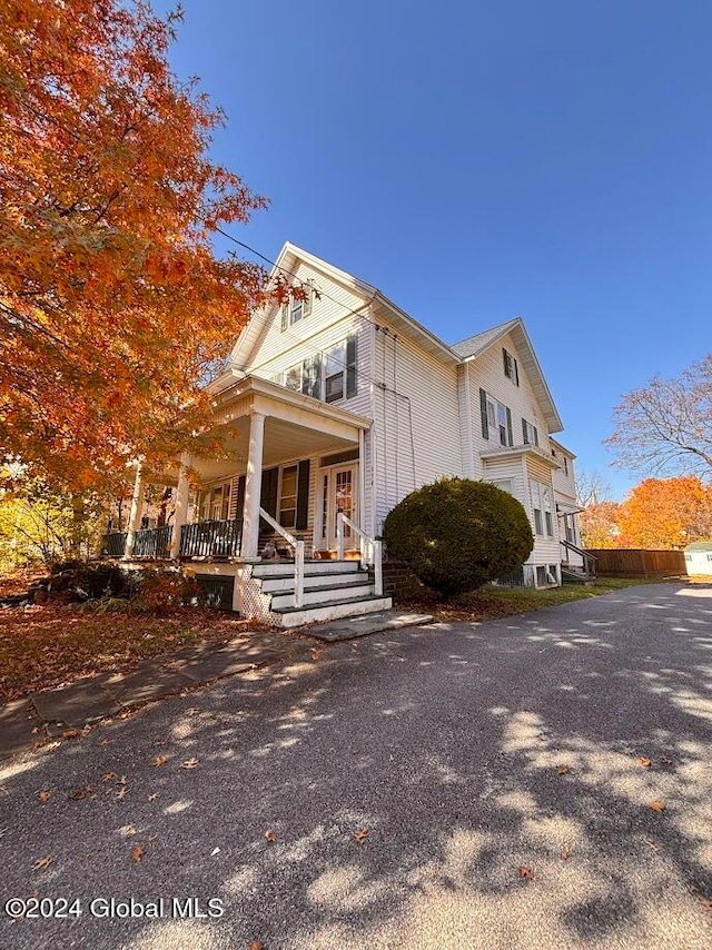 view of front of home with a porch