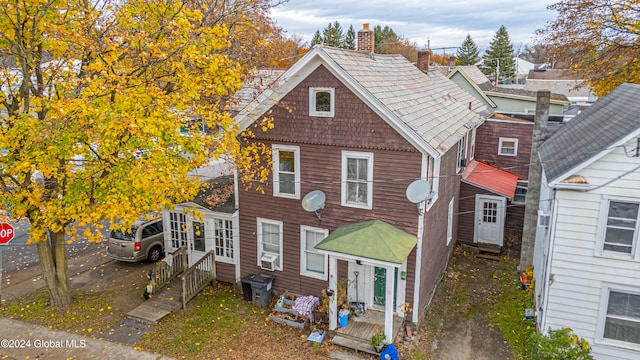 view of front of house