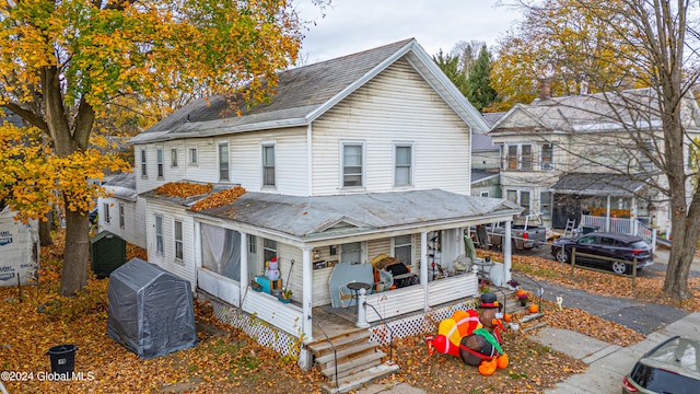 view of front facade with a porch