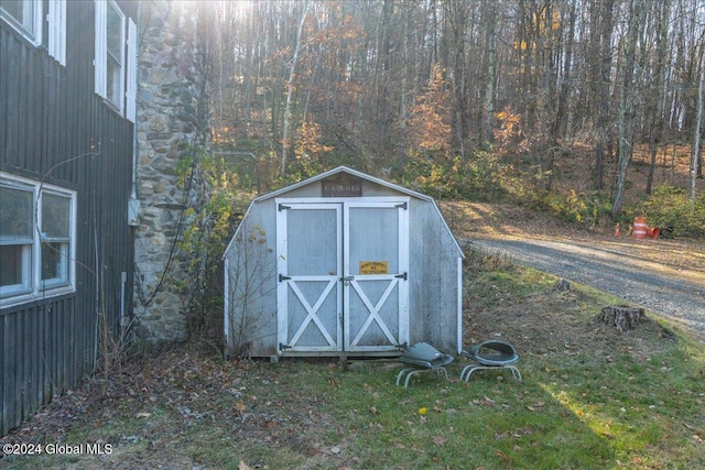 view of outbuilding