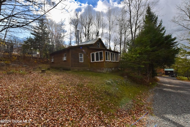 2 Mountain St, Greenfield, NY 12850 - view of side of home