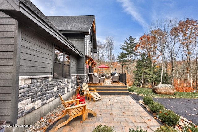 view of patio / terrace featuring an outdoor living space