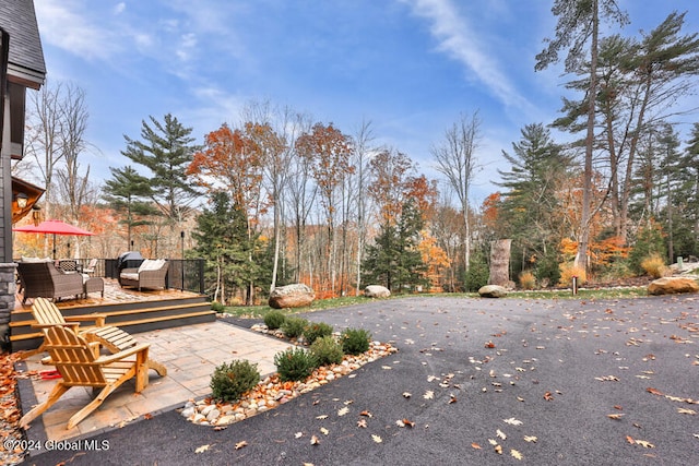 exterior space with an outdoor hangout area