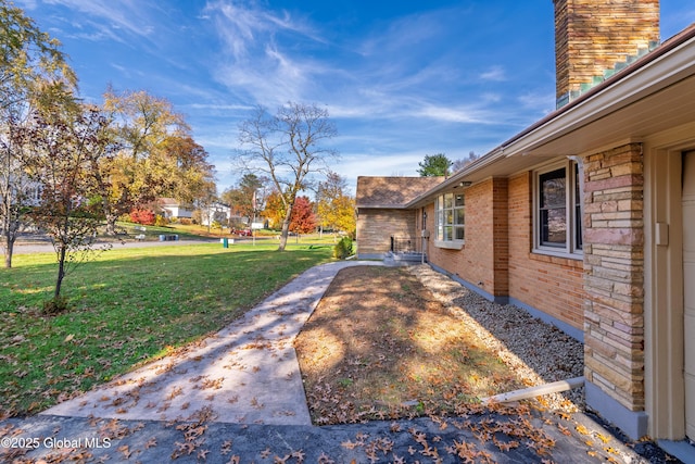 1258 Hawthorn Rd, Niskayuna, NY 12309 - view of grassy yard