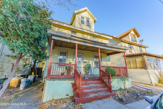 view of front of property with covered porch