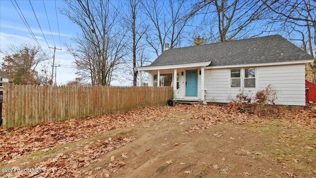 view of front of property